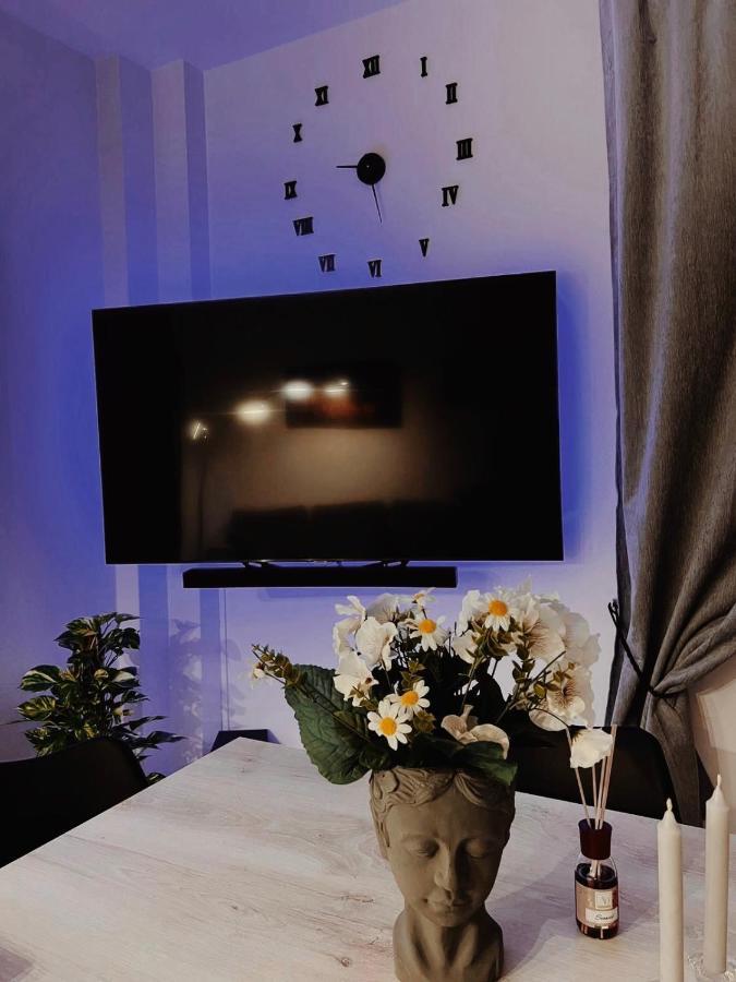 Futura Suite Apartment Bologna Bagian luar foto