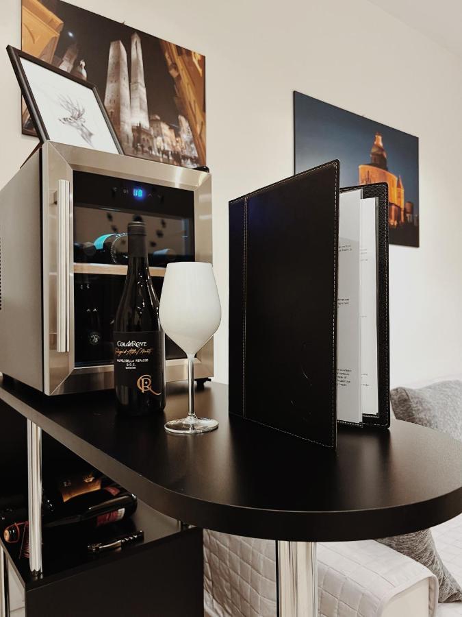 Futura Suite Apartment Bologna Bagian luar foto